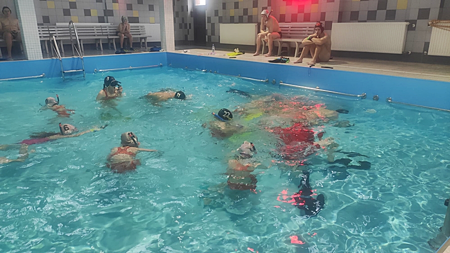 Hokej pod wodą Walenie Siemianowice Śląskie Trening 26 XI 2022. Koniec Walenia czyli Amatorska Liga Hokeja Pod Wodą